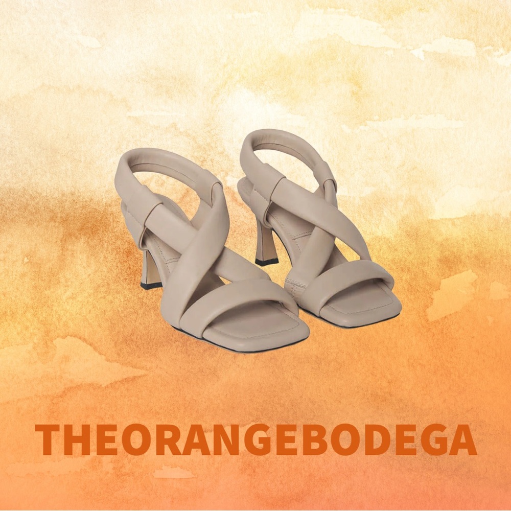 ANINE BING
ANNA SANDALS BEIGE
Size 38